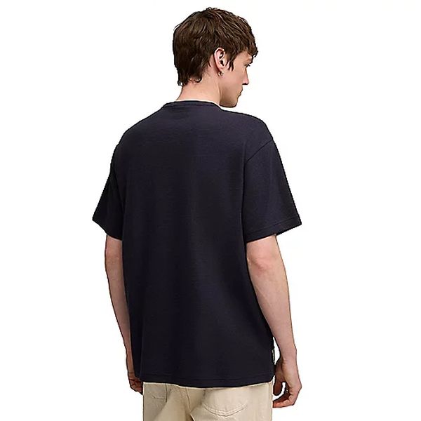 688025_G27_D2?$produit_l$