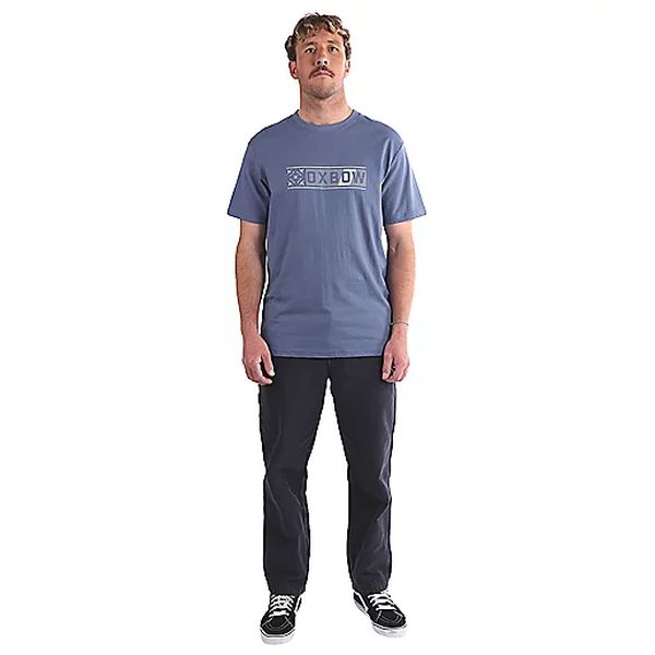 932142_83L_D3?$produit_l$