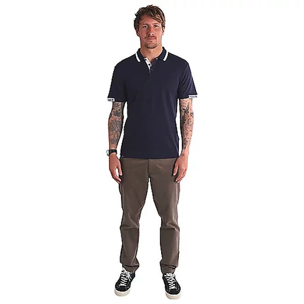 932226_6M9_D3?$produit_l$