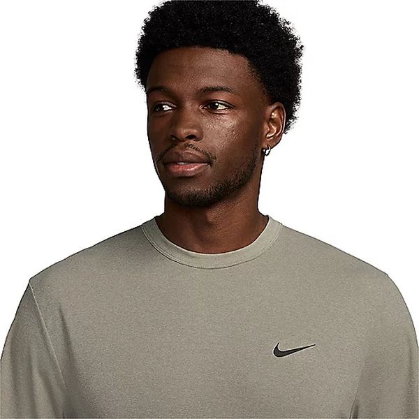 DV9839_WVA_D1?$produit_l$