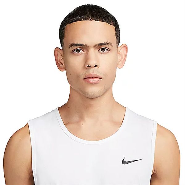 DV9841_HQ7_D1?$produit_l$