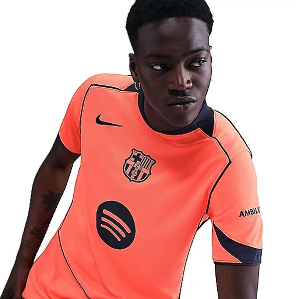 HM3201_7J0_D3?$produit_l$