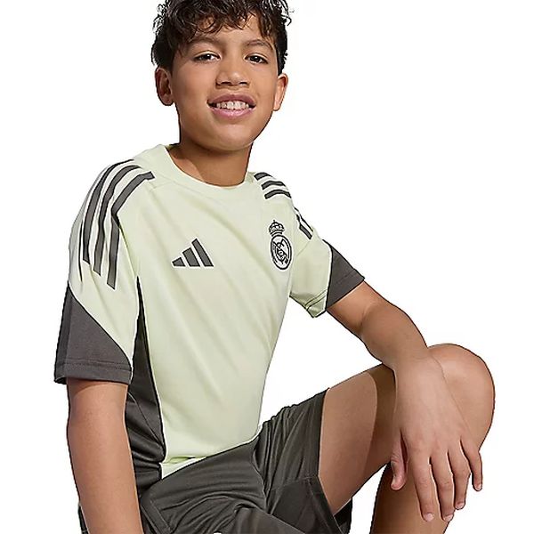 JP3976_YVB_D2?$produit_l$