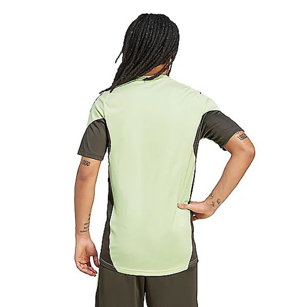 JP3977_YVB_D2?$produit_l$