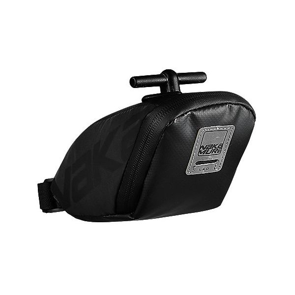 2248594AKU_Q1?$produit_l$