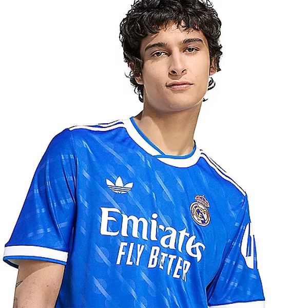 JV5845_P27_D1?$produit_l$